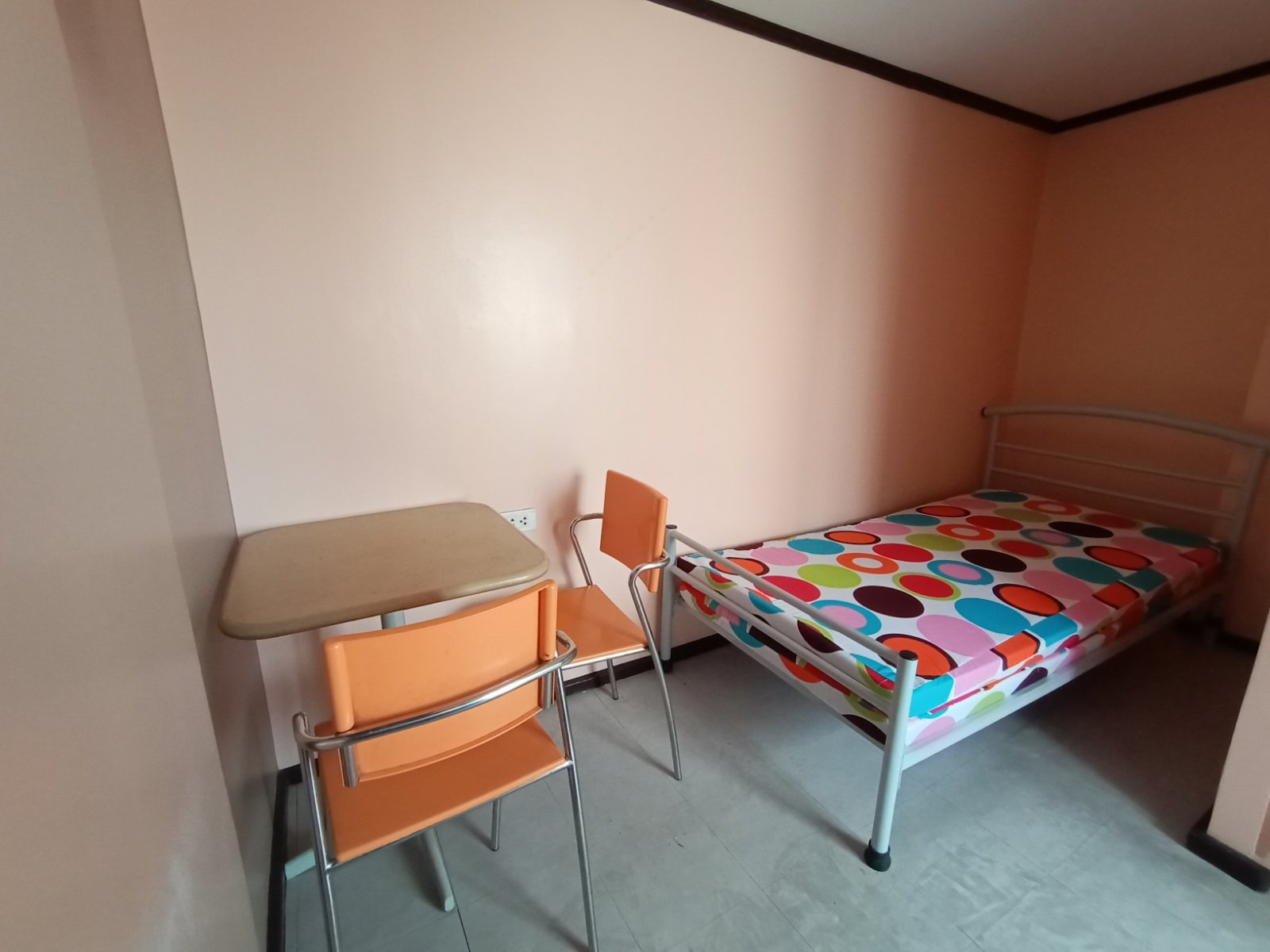 Roomph Buendia - SMALL ROOM FOR RENT READY FOR OCCUPANCY...