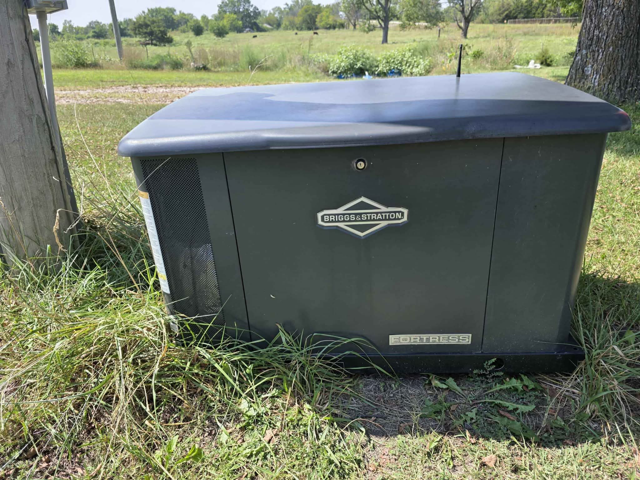 2017 Vanguard Fortress 20KW Generator- 111 hours run time.