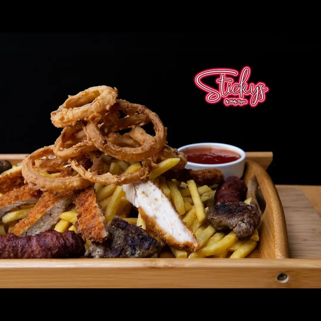 Sticky's - Beraber gömülüsüce bira tabağı #Stickys'de. -- #beer # ...