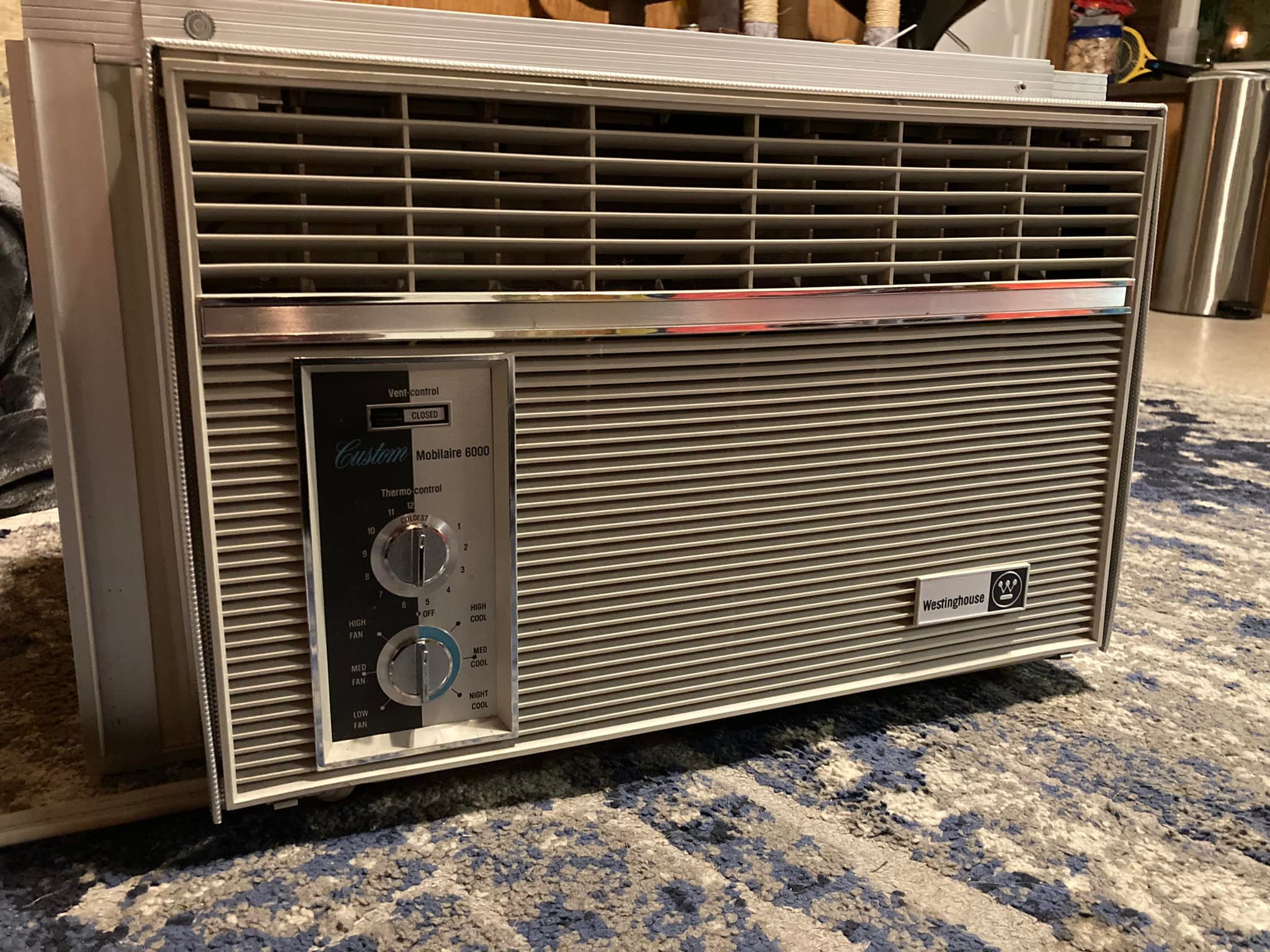 Westinghouse 窓用エアコン Mobilaire Westinghouse Mobilaire 6000 window air conditioner for repair