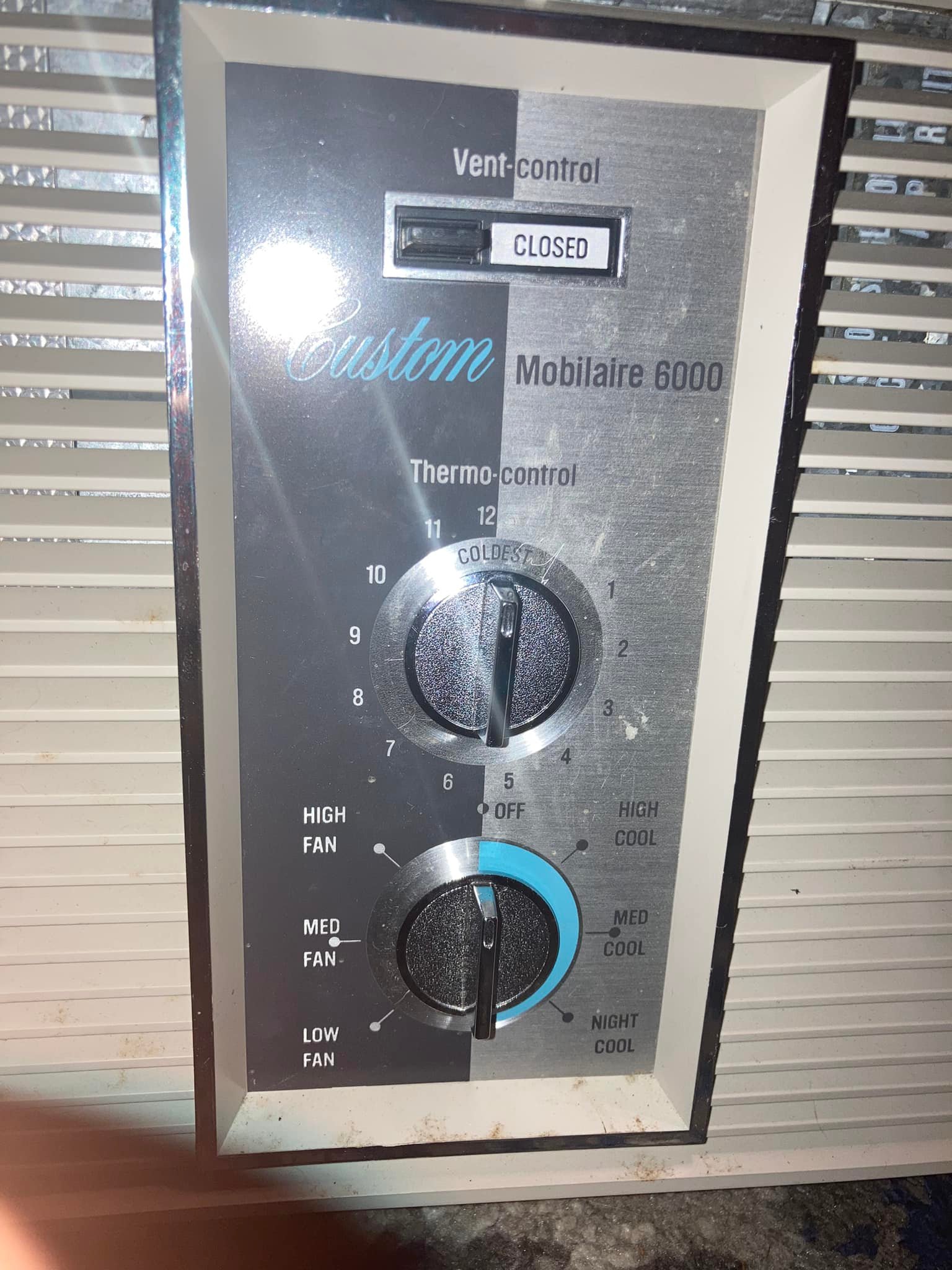 Westinghouse Mobilaire 6000 window air conditioner for repair