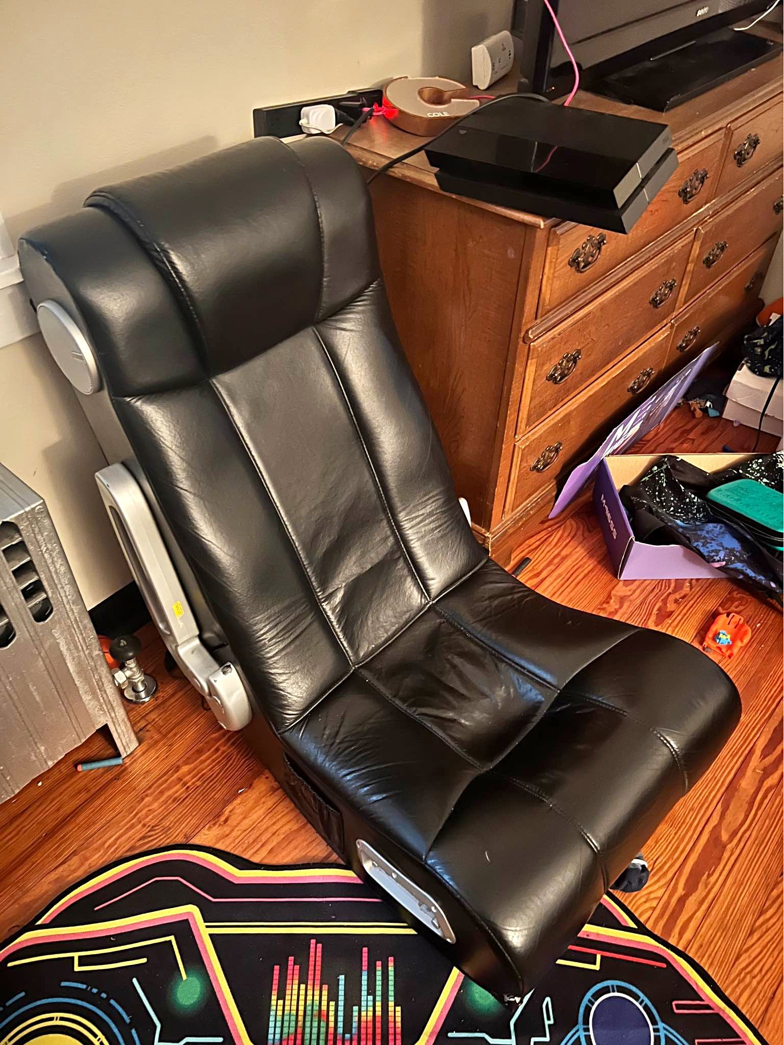 Gaming chair, rocking chair, and couch - Office Chairs - Harrisburg ...