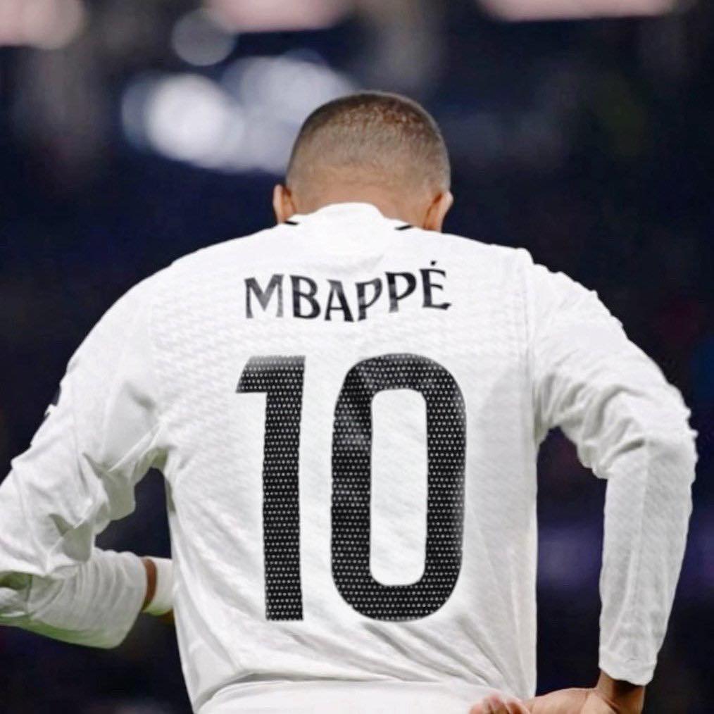 Kylian Mbappé is officially Real Madrid's new No.10 👕🔟🤍
