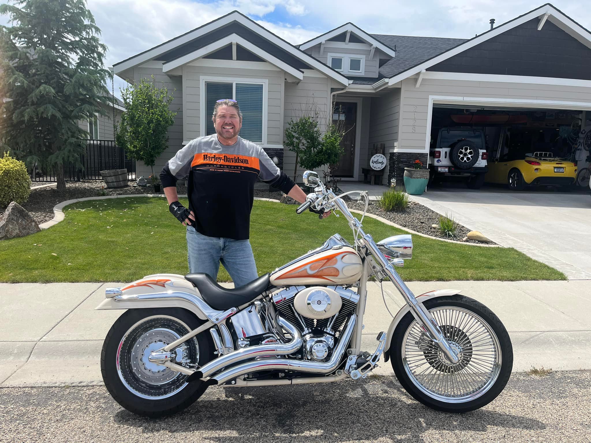 Custom 2001 Harley-Davidson Deuce with EZ 200 conversion