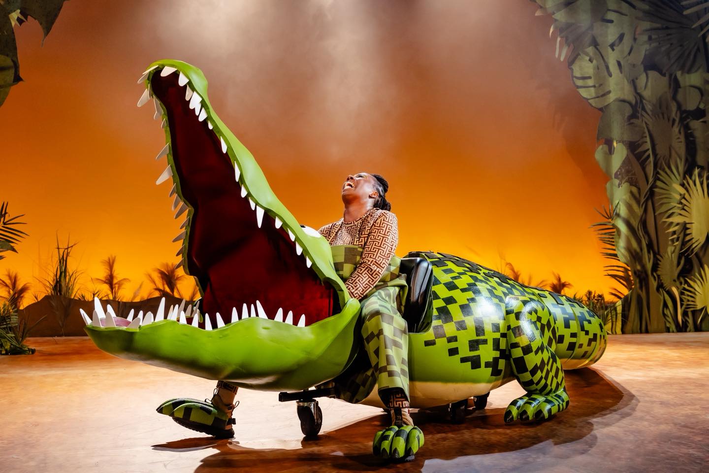 🎭 FIRST LOOK 🎭 Production images have been released for Roald