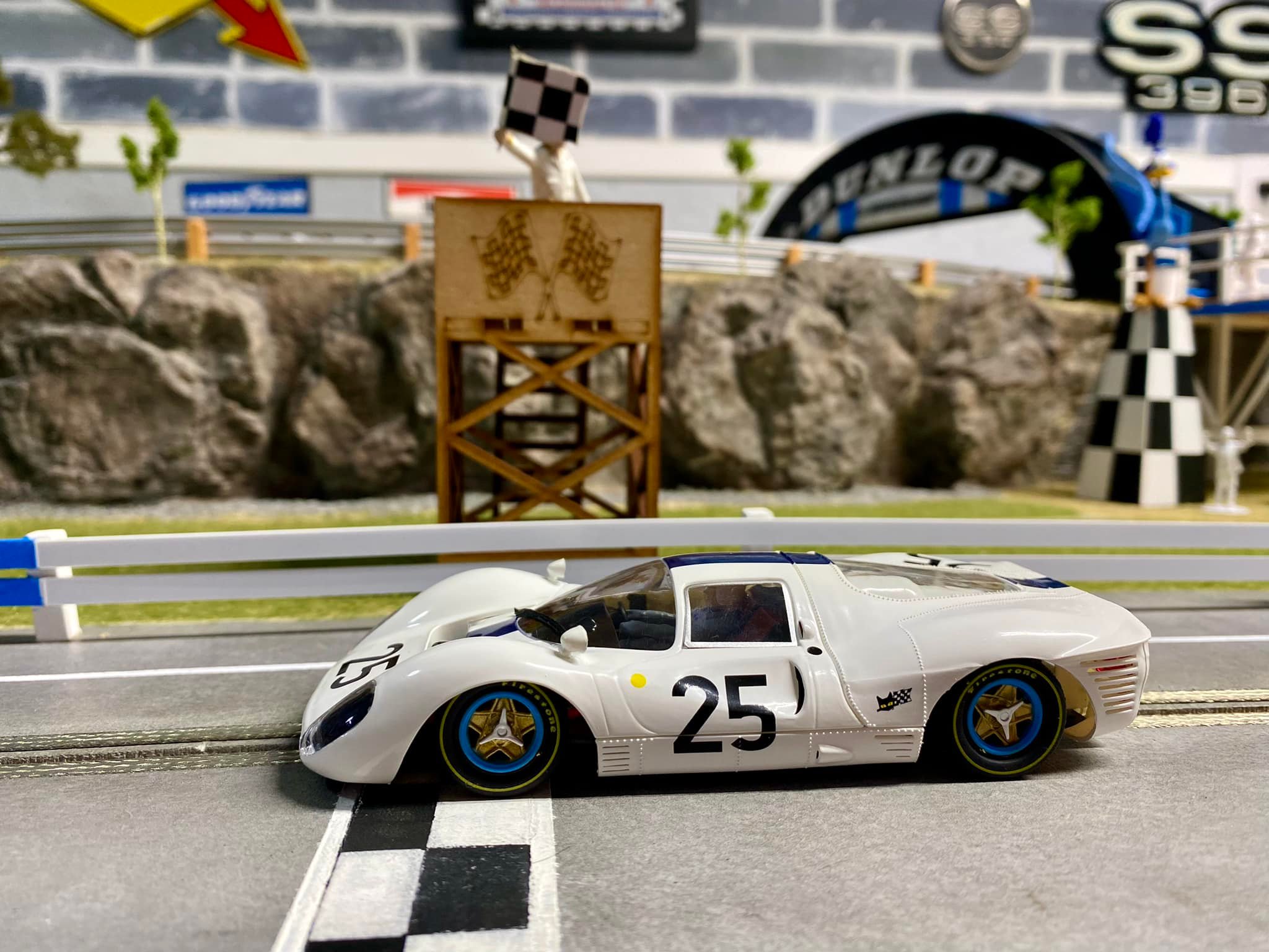 Ferrari 412P 1:32 slot car by Polistil