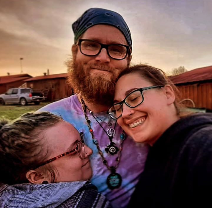 Polyamory - Poly life can be a better life. Connect with poly partners ...