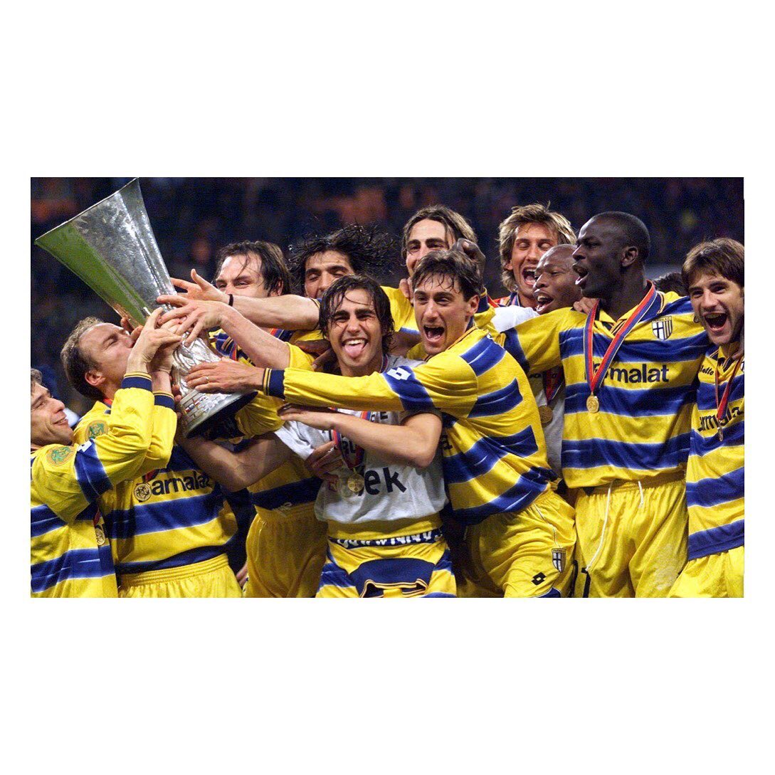 Parma '98/99 Home shirt by @lottosport Some team 🏆