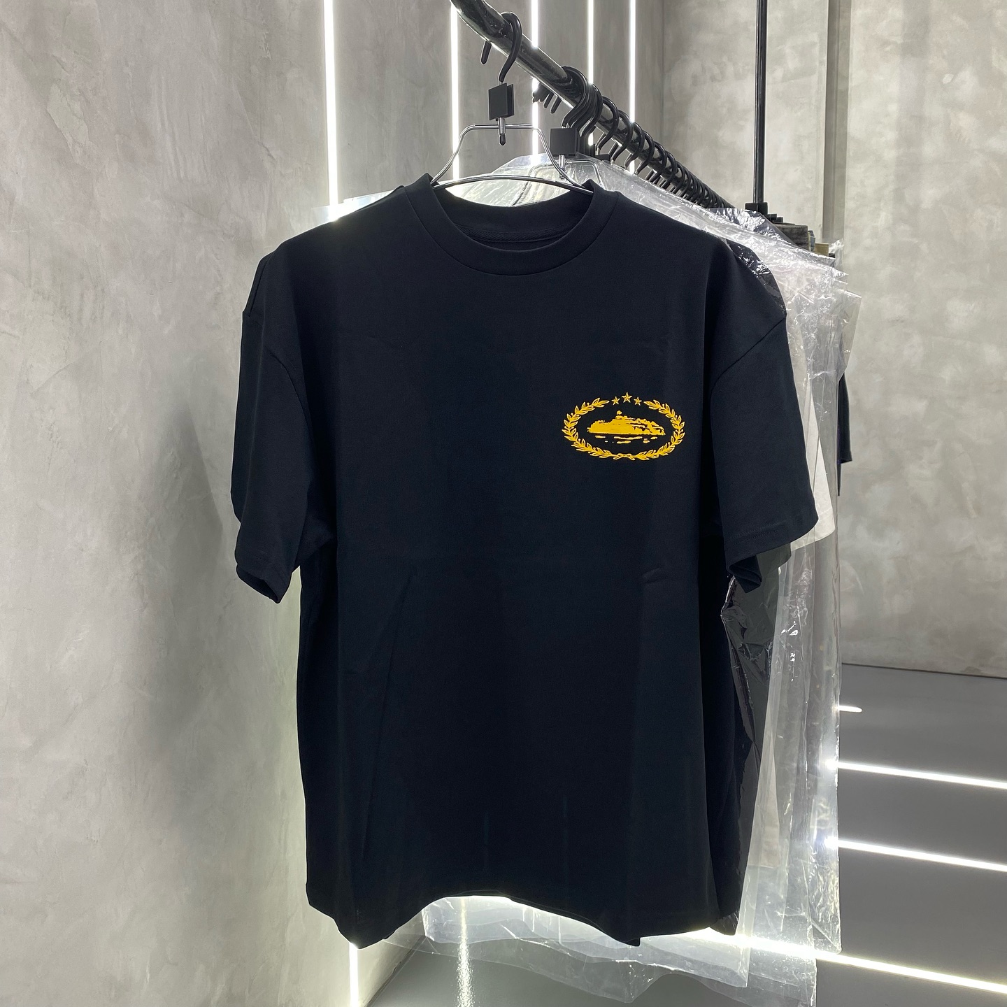 Corteiz Royale Heavyweight “Black/Yellow” Tee XL 10K BDT 