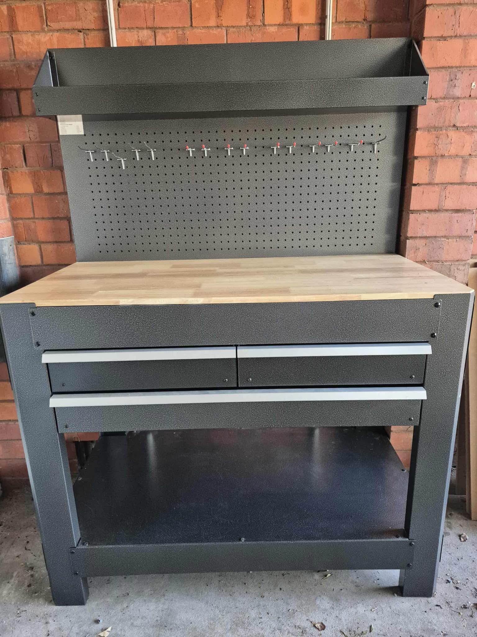 Workzone heavy duty workstation - Tool Boxes, Belts & Storage - Sydney ...