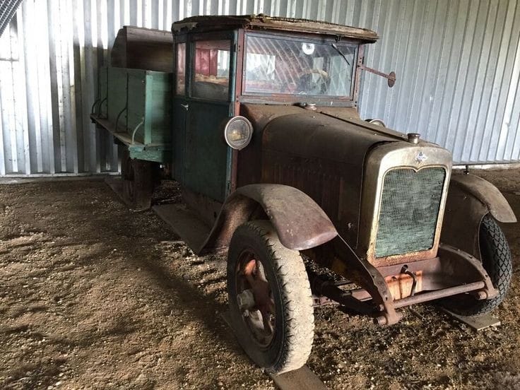 1930 International Harvester Six-Speed Special Truck