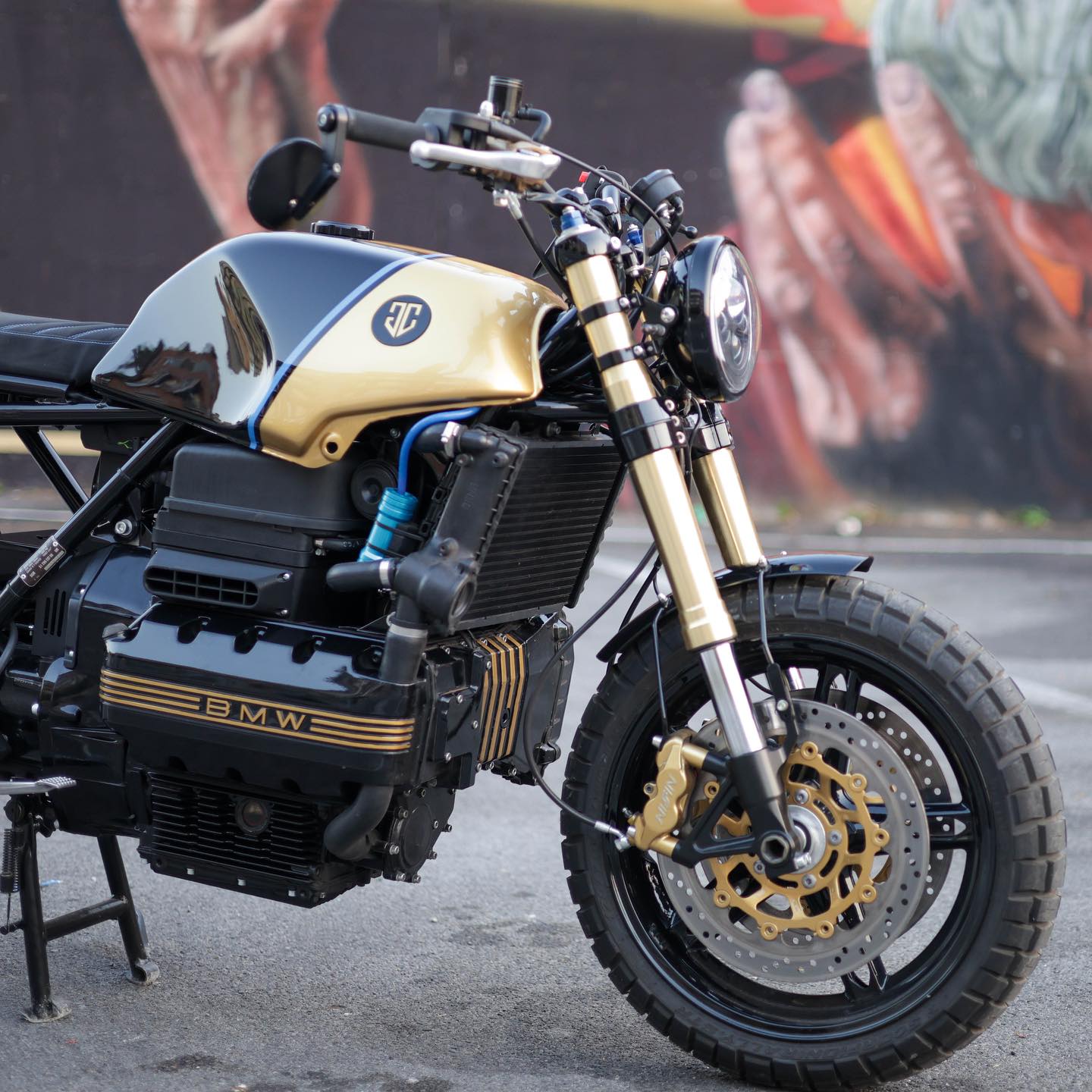 Garagecreativo - •Bmw K004 RS• #dream #garage #caferacer... | Facebook