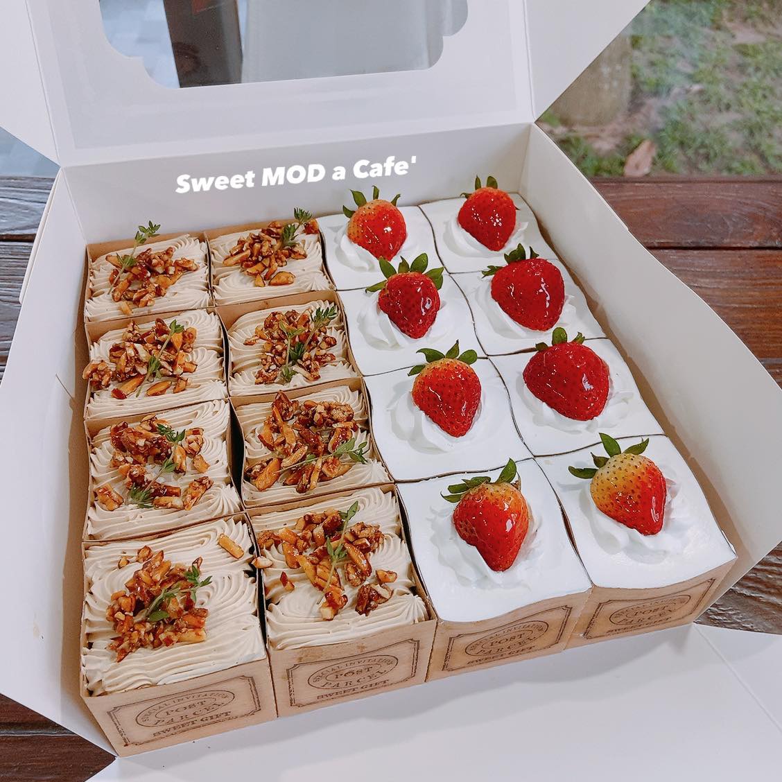 cupcake box สั่งขั้นต่ำ 9... - Sweet MOD a Cafe'