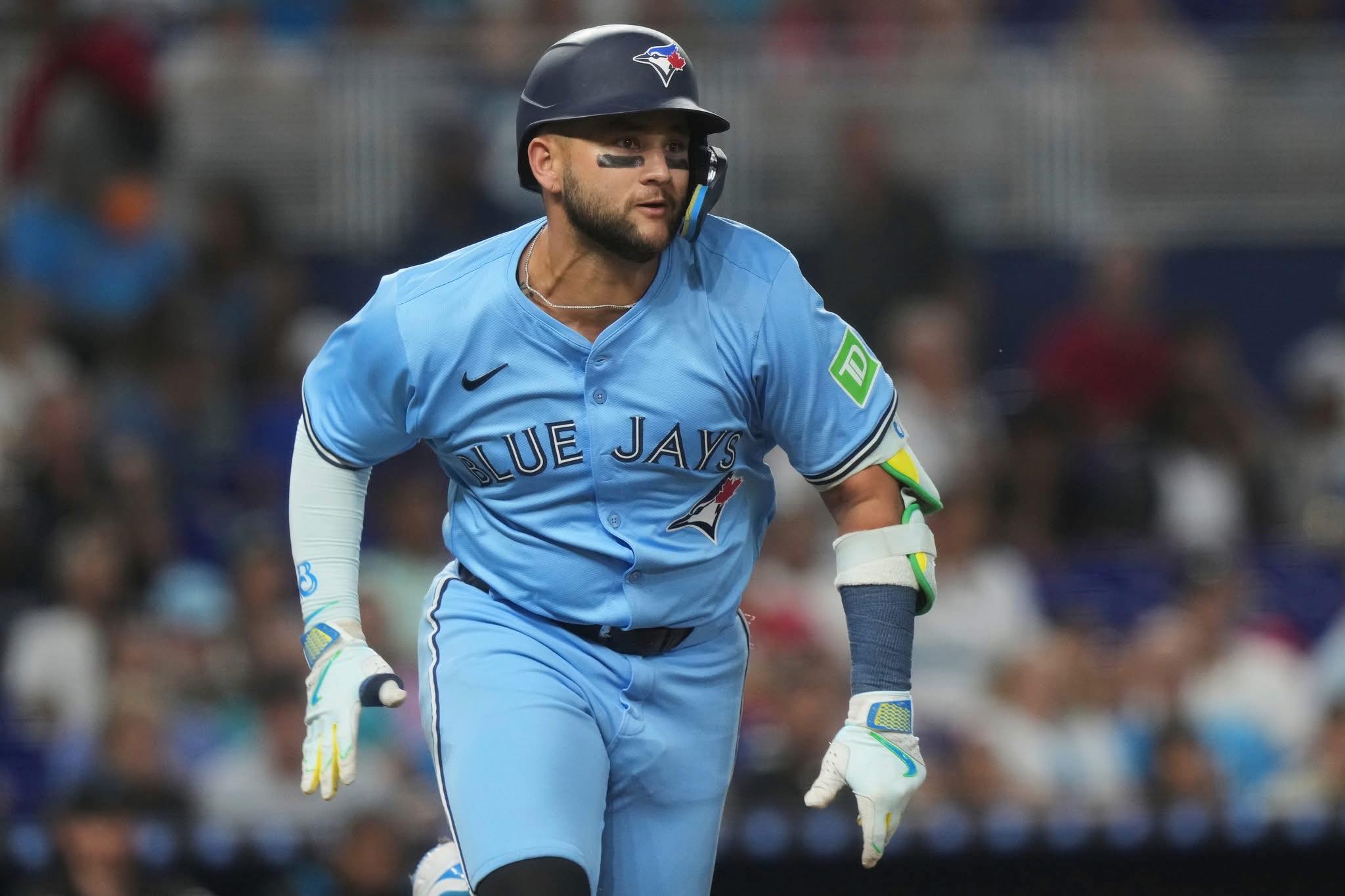 BO BICHETTE! He blasts a homer to snap his streak of 71 at-bats  display picture 1