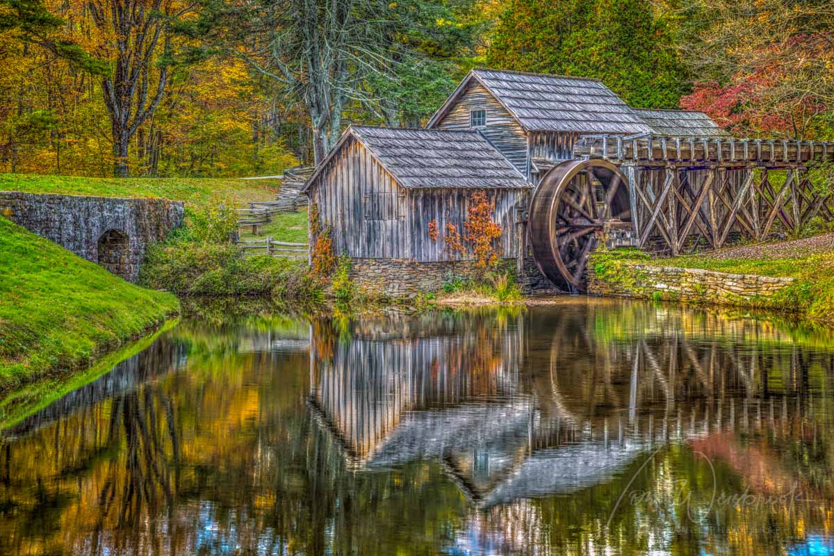 Lloyd - One of the most photographed mills in the USA, Mabry Mill, was ...