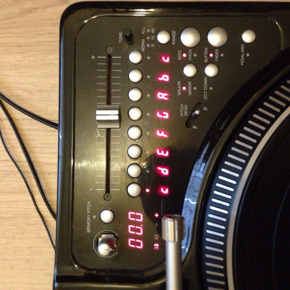 VESTAX CONTROLLER ONE FOR SALE - ULTRA RARE Not mine, just doing