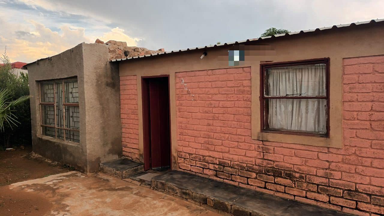 One bedroom RDP house... - Precious Tshabangu Property Space | Facebook