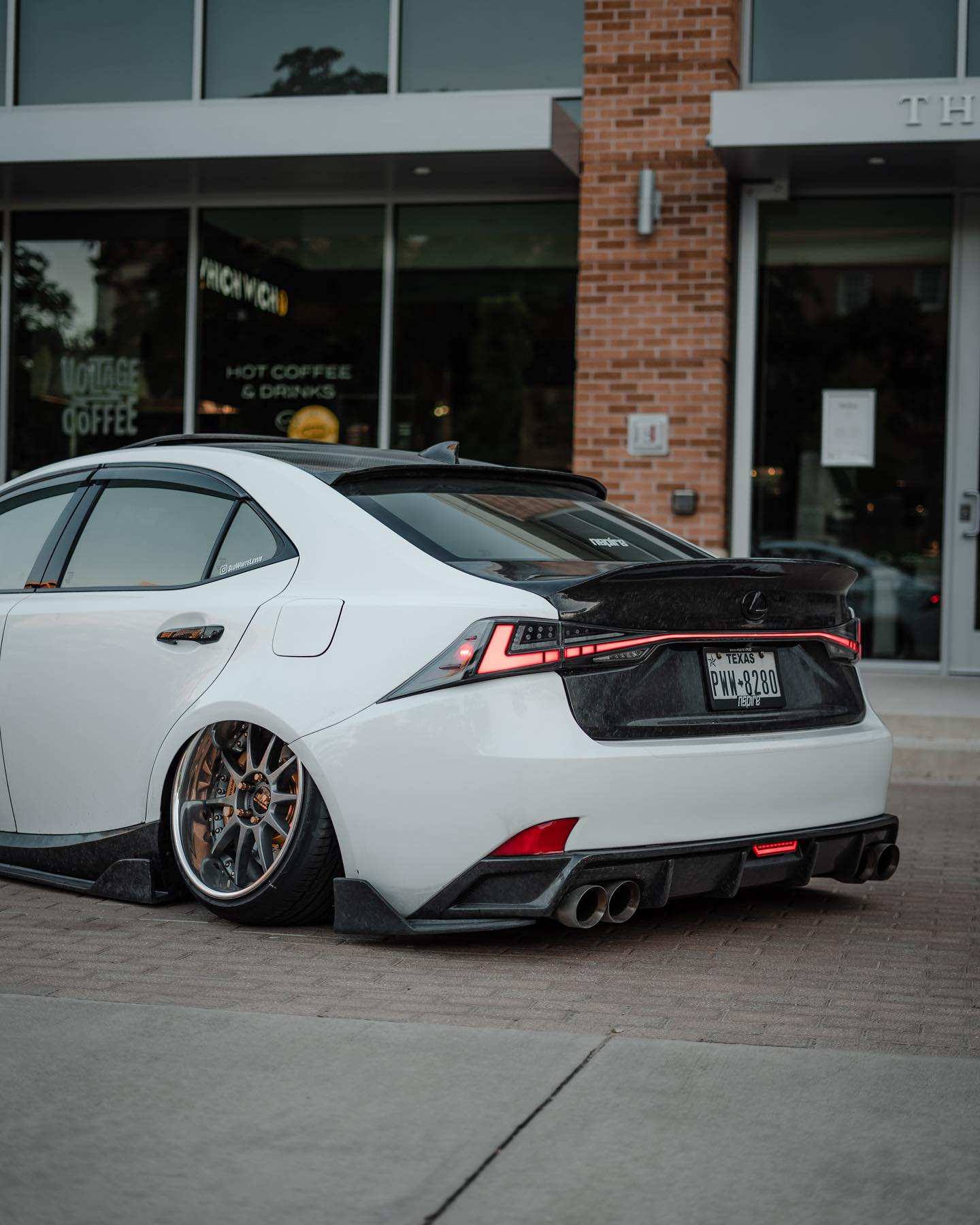 Lexus 3IS carbon Bits