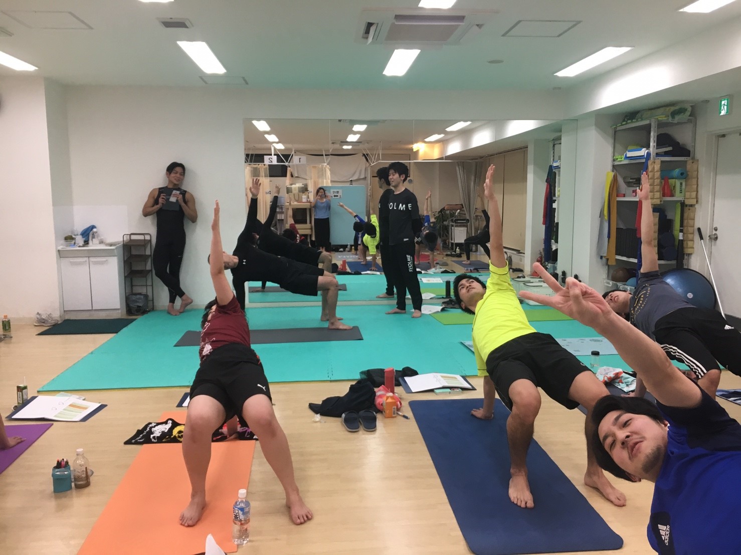 活動歴および当時の関連ビジュアル記録