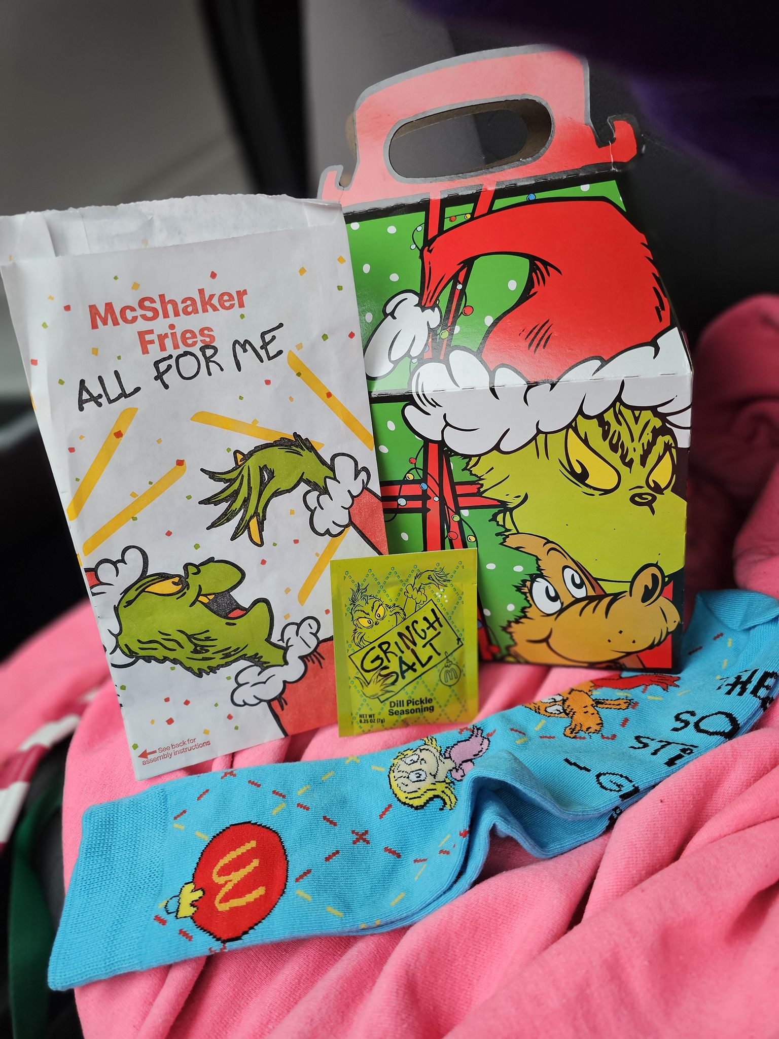 2025 McDONALD'S Grinch Socks Christmas Adult Happy Meal Blue Socks