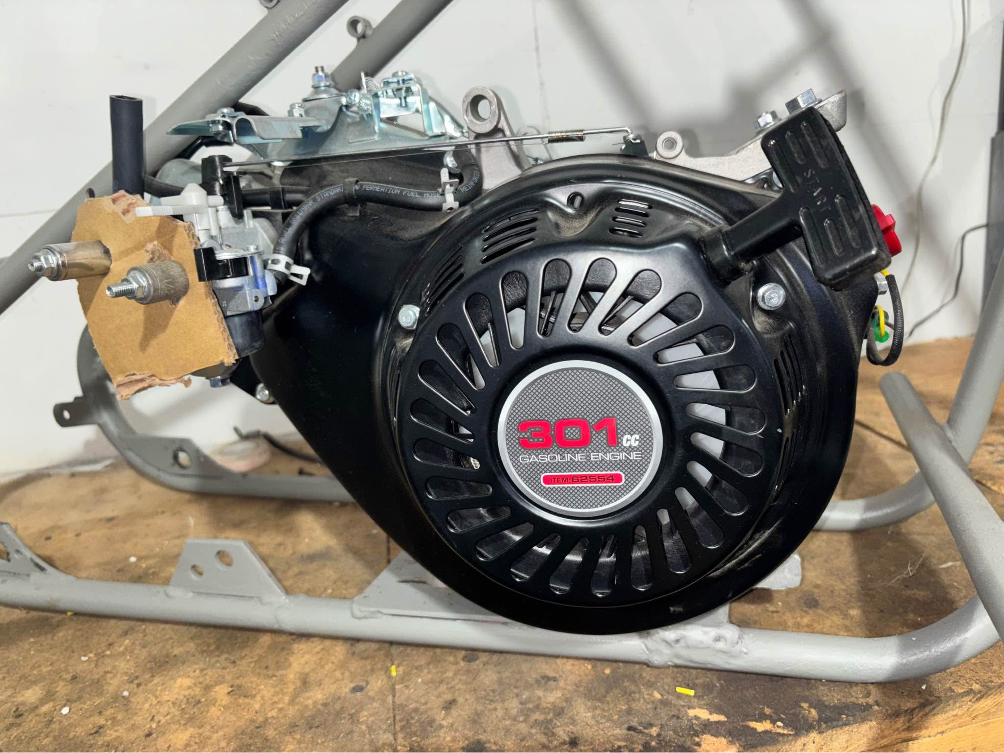 PREDATOR 8 HP, 301cc OHV Horizontal-Shaft Gas Engine, EPA - Car Engines ...