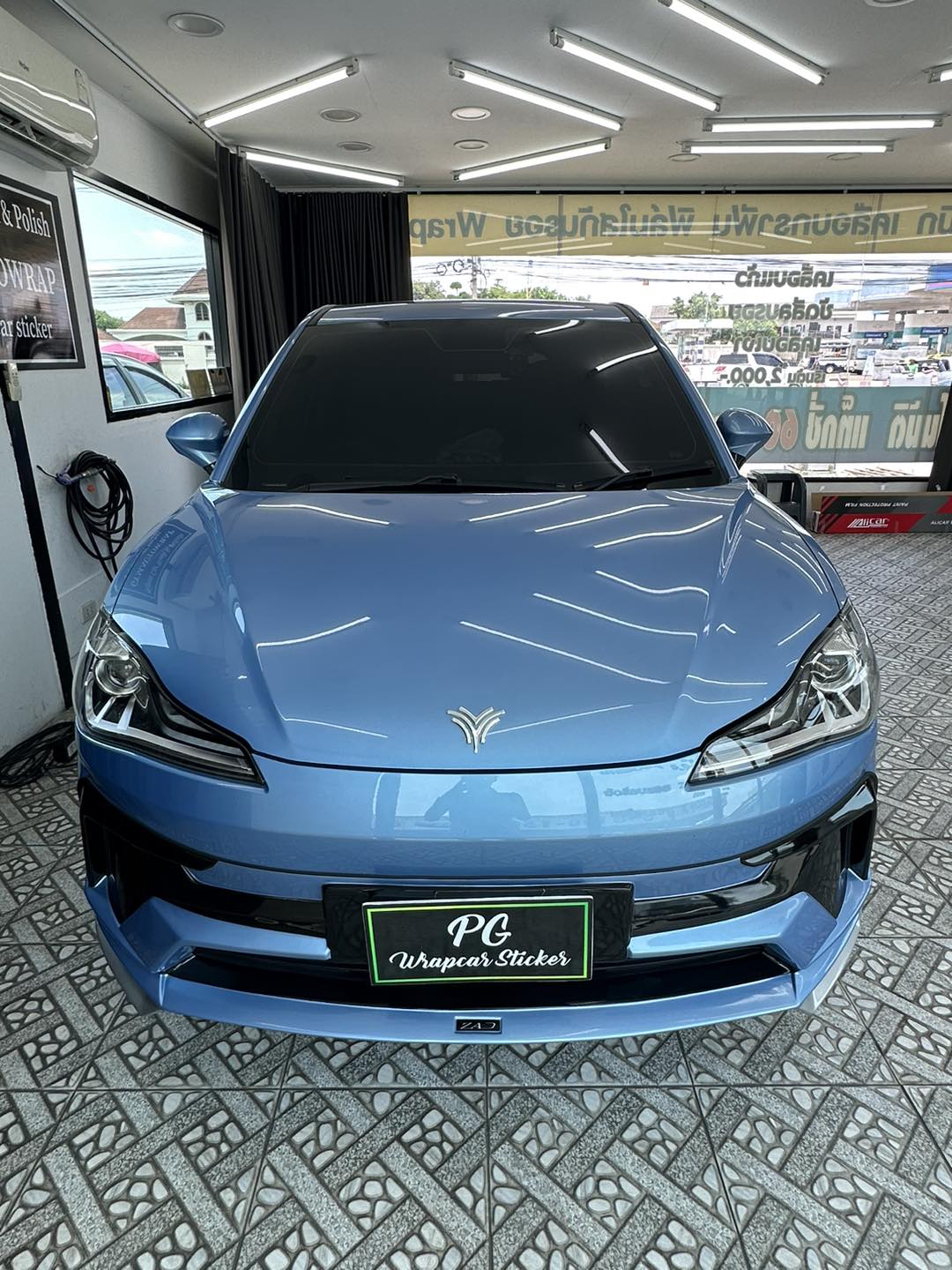 Neta v ลูกค้าเดินทางมาจากราชบุรี... - PG wrapcar sticker | Facebook
