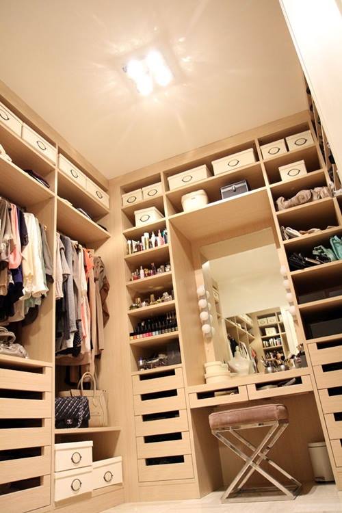 ♫ ไอเดียเนรมิตห้องแต่งตัวให้สวยแบบ Walk-in Closet ♫ คือการการจัดพื้นที่ ...