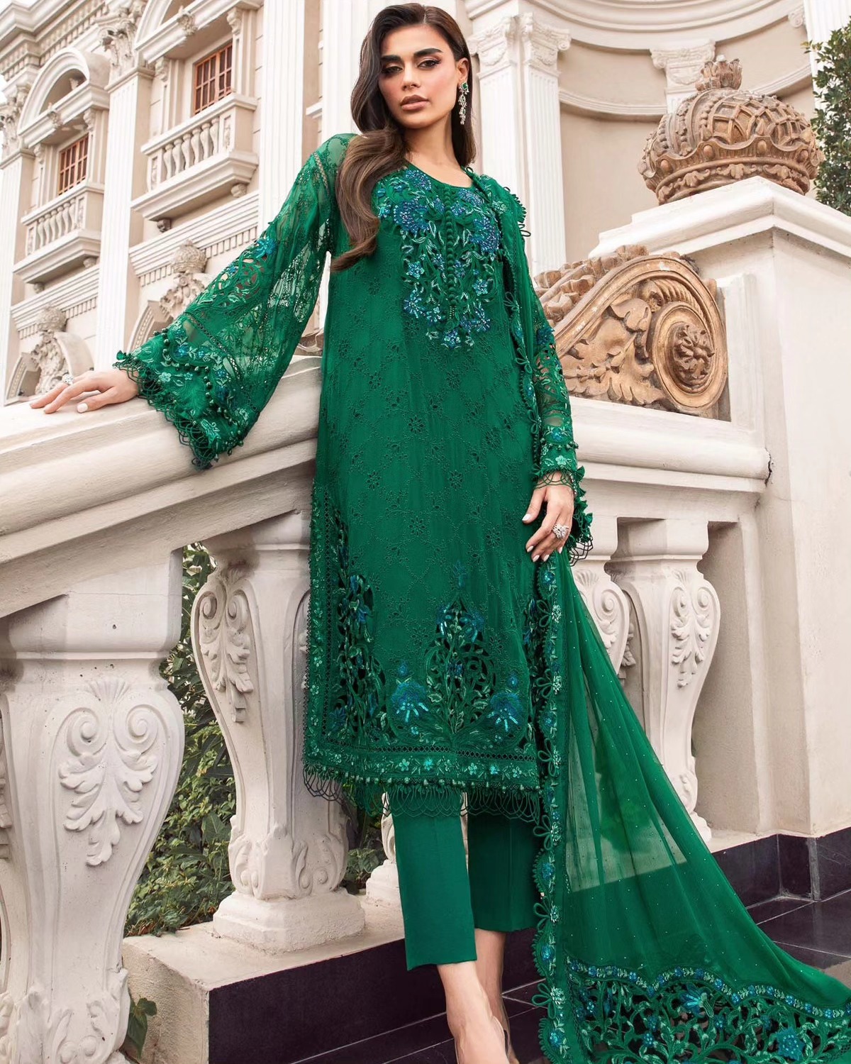 MARIA B.UNSTITCHED CHIFFON | MPC-23-108 EMERALD GREEN Embroidered