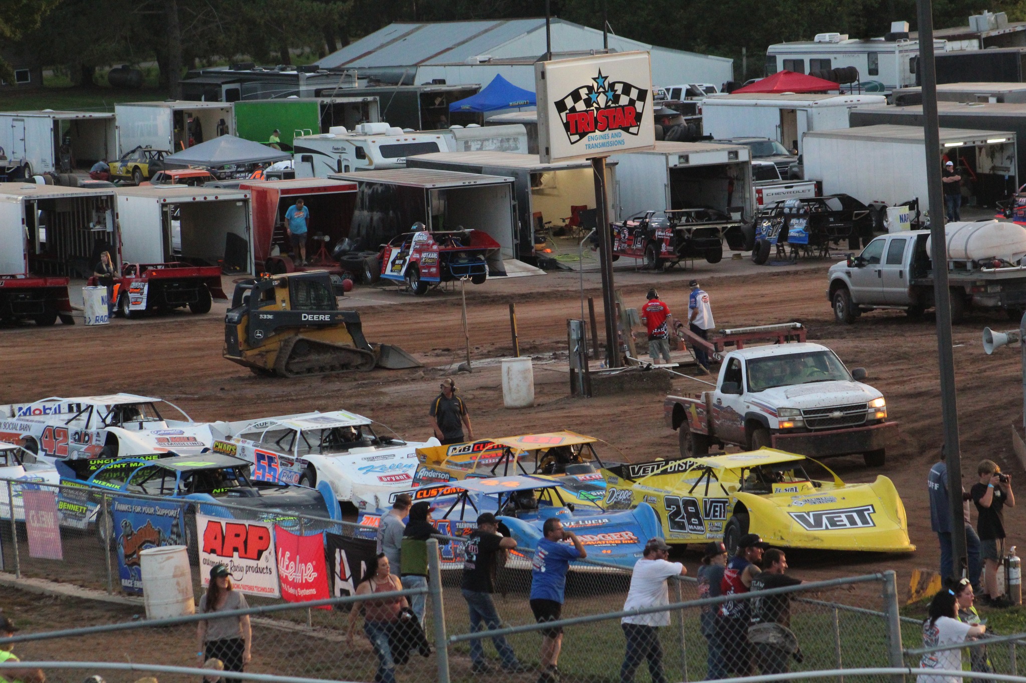 The Midwest Racing... - The Midwest Racing Connection