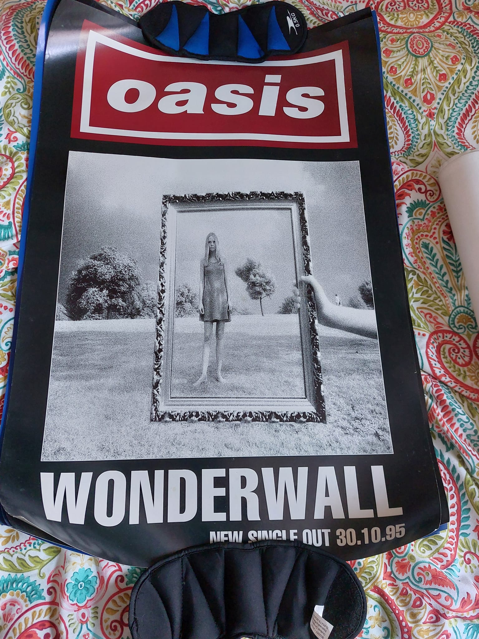 Here's another batch of Oasis promo posters that will be going