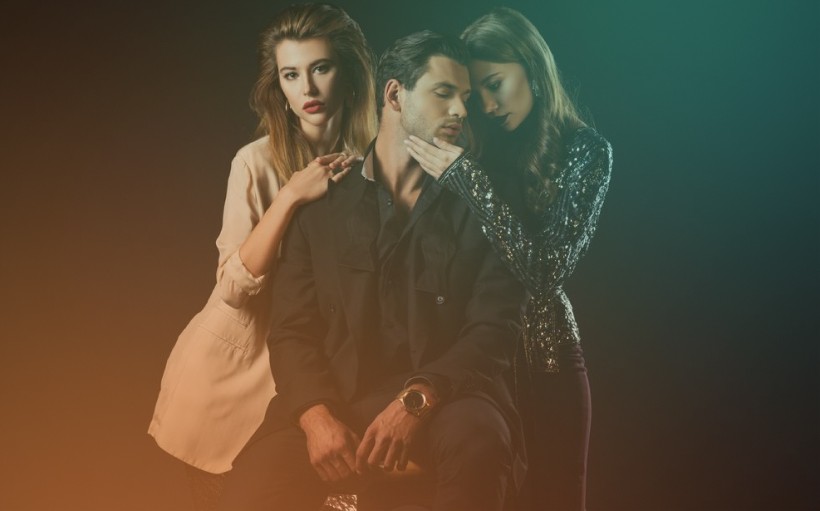 Real Dating Hub – Singles in USA UK Canada | Facebook