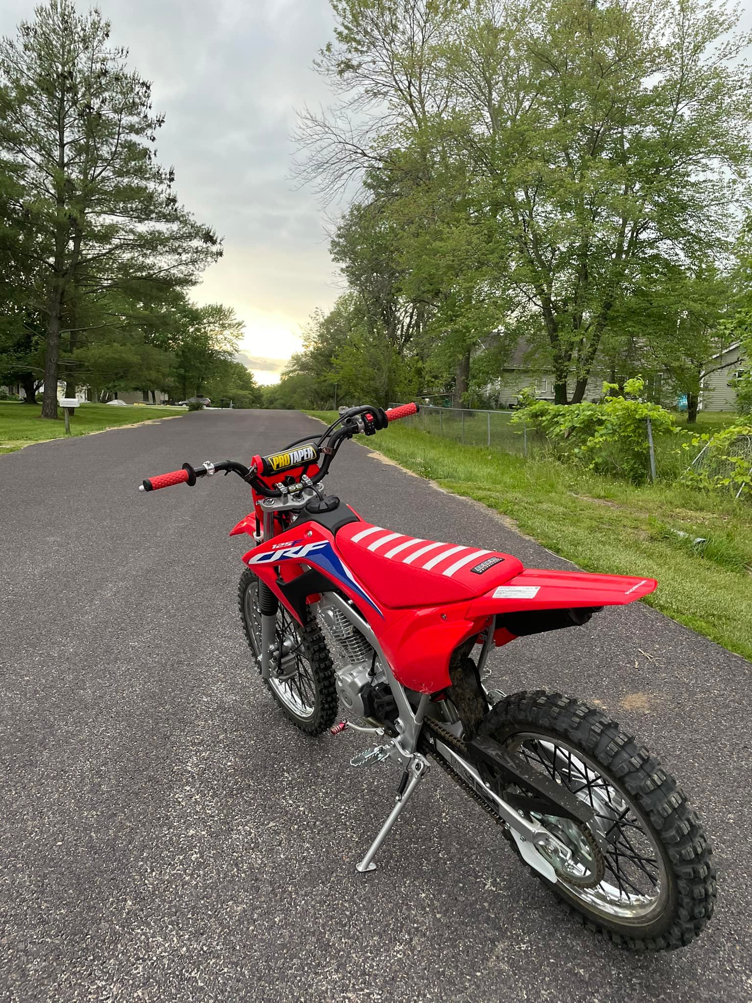 CRF125F BBRハイシート