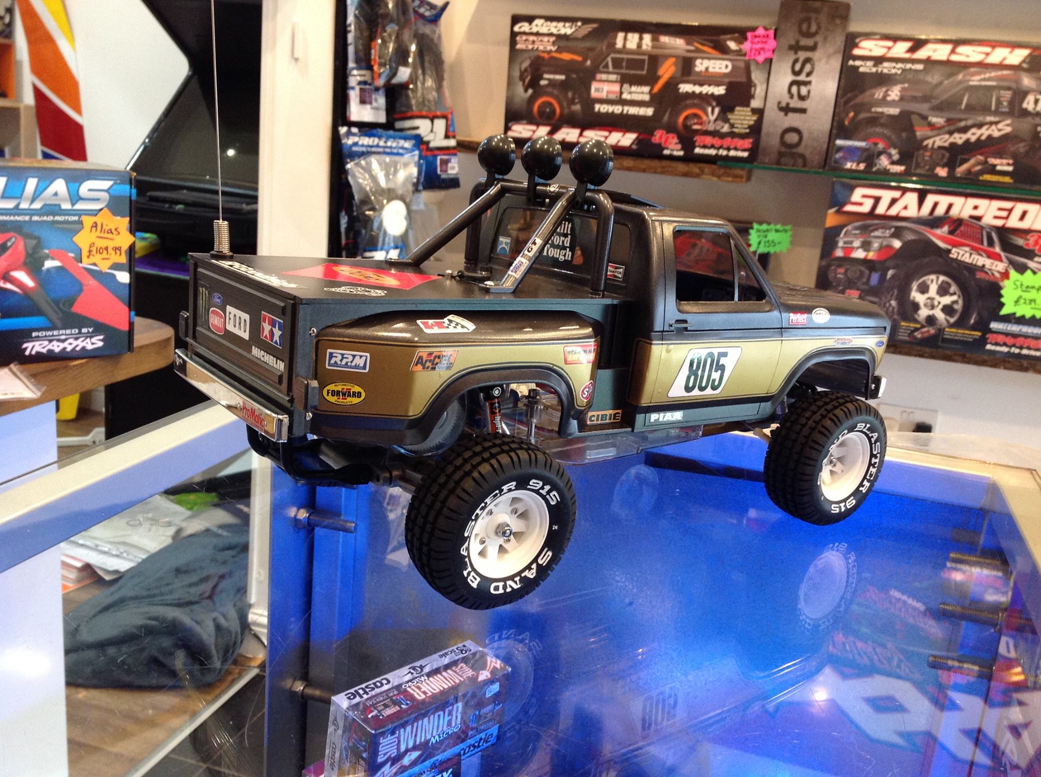 Vintage Tamiya Blackfoot Ford F150 Ranger RC model