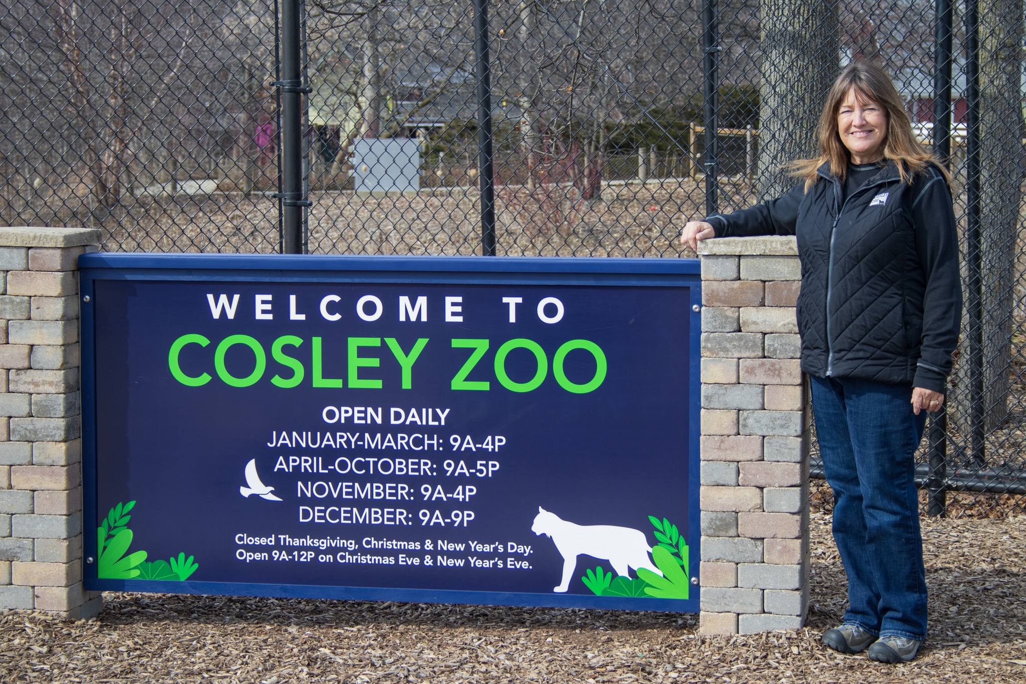 Cosley Zoo - Happy 40th Work-aversary to our Zoo Director,...
