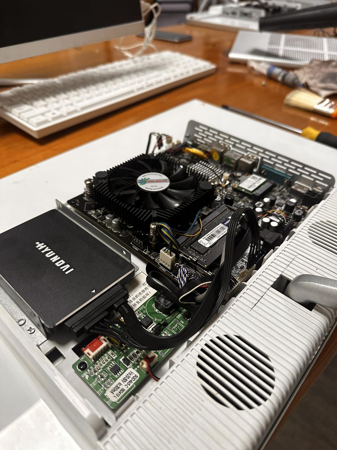J8s Laptop Mac Computer Parts and Repair