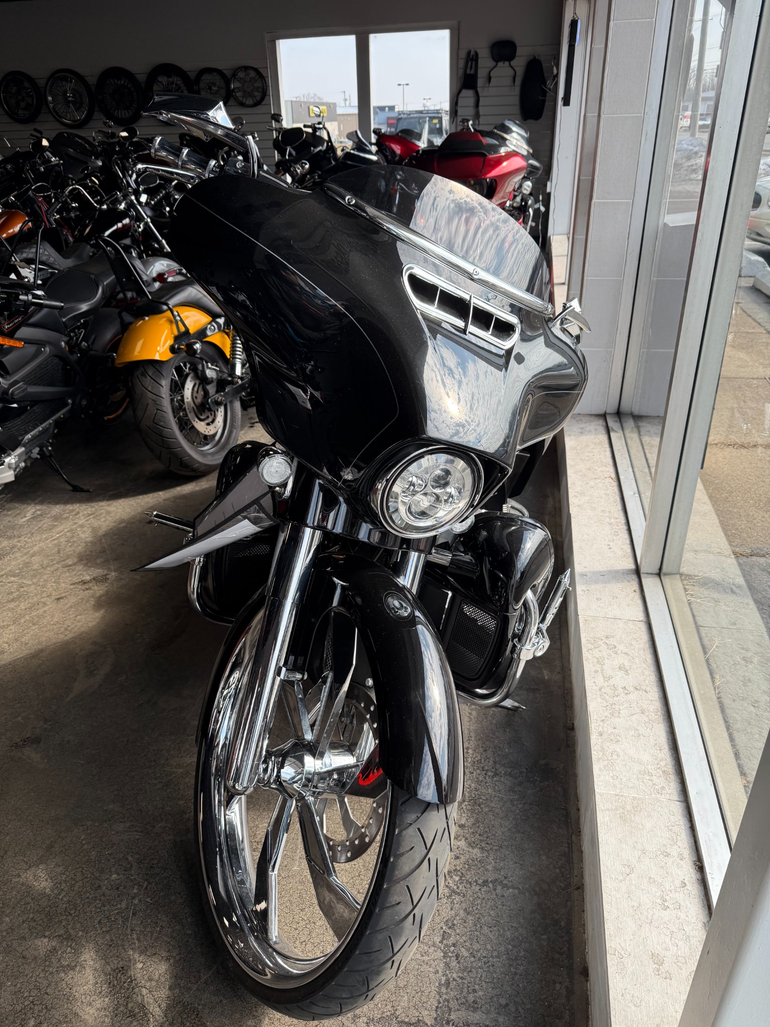 2015 Harley-Davidson Street Glide Special - Motorcycles & Scooters