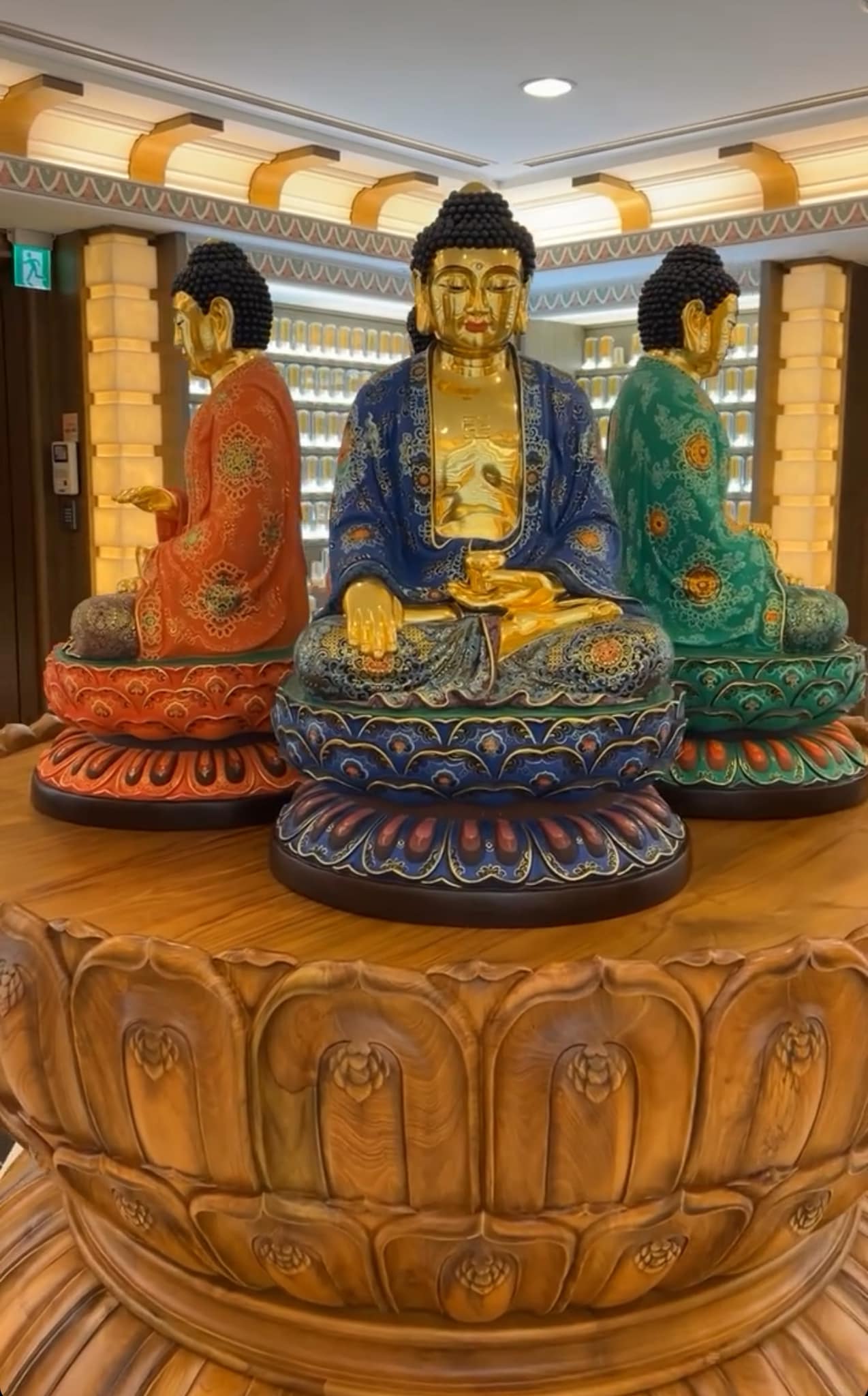 台灣留雲山雲水寺 - 如是我聞： 一時，佛住王舍城迦蘭陀竹園。時，有眾多比丘集於食堂，思惟世間而思惟。 爾時，世尊知諸比丘心之所念，往詣食堂 ...
