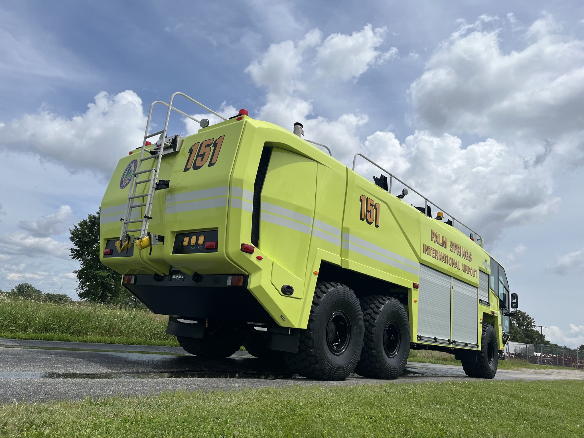 🚒 NEW ARFF TRUCK... - Palm Springs International Airport | Facebook