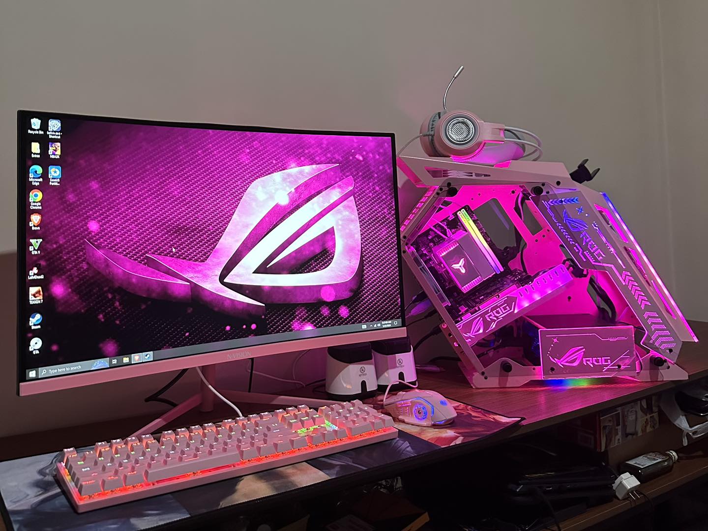 PC BIZPH - SAKURA PINK COMPUTER SET 🌸🌸 NOW AVAILABLE!!!...