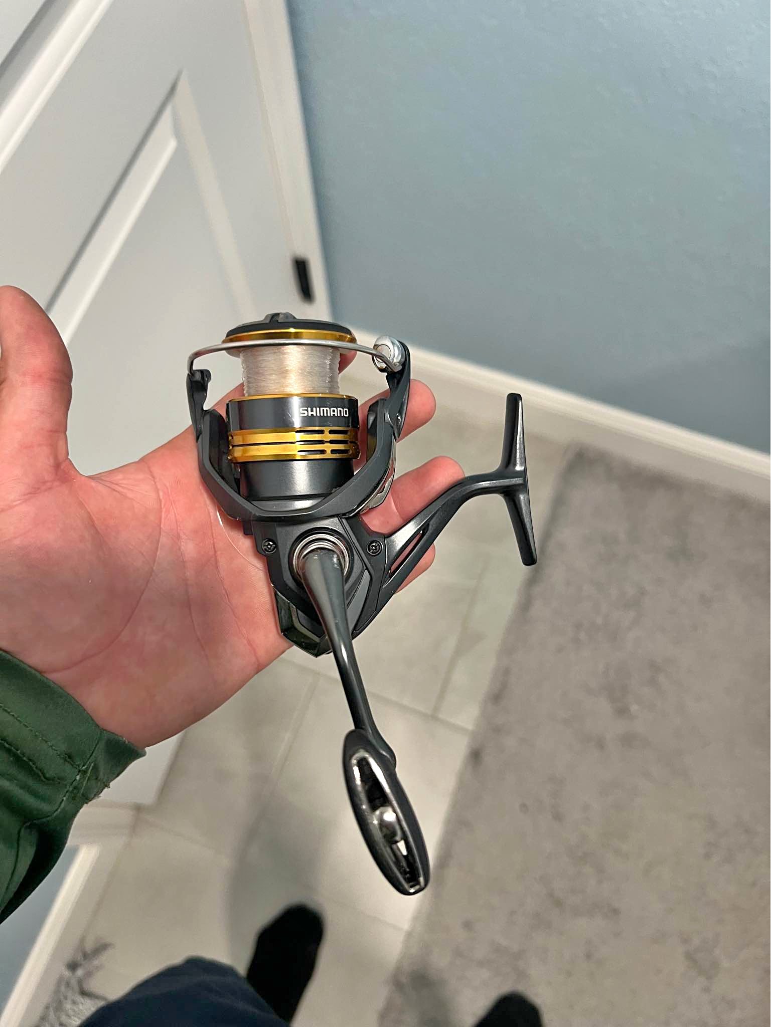 buck tail fishing lures UFSHN Minnow Head Bucktail 1oz / Pink Spinning reel Daiwa Regal (002)Chartreuse/Black Color:Tennessee Shad/Chartreuse Tail Tuf Line