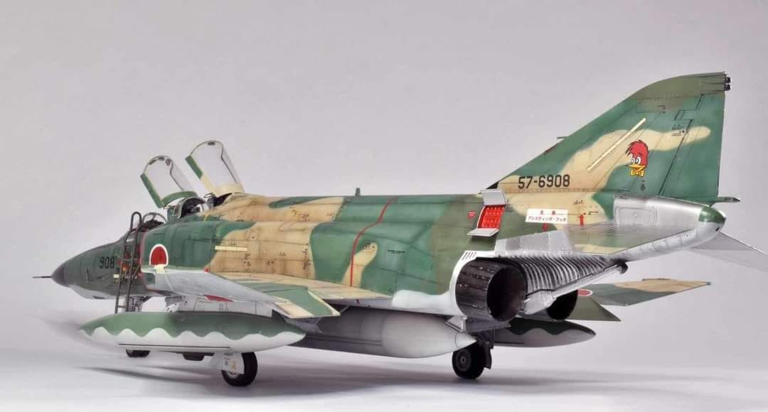 1/48 Hasegawa RF-4E Phantom by Nicolas Servetto