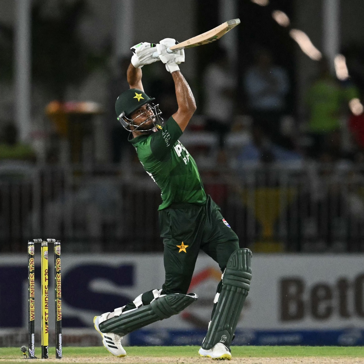 Pakistan - Hasan Nawaz on the charge! 🔥 3️⃣ successive sixes to close ...