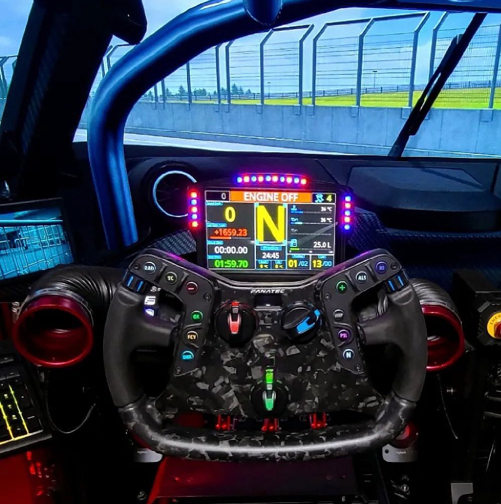 Sim Dash - 😍😍😍 setup by @petrlisa at @motorsportsimulator...