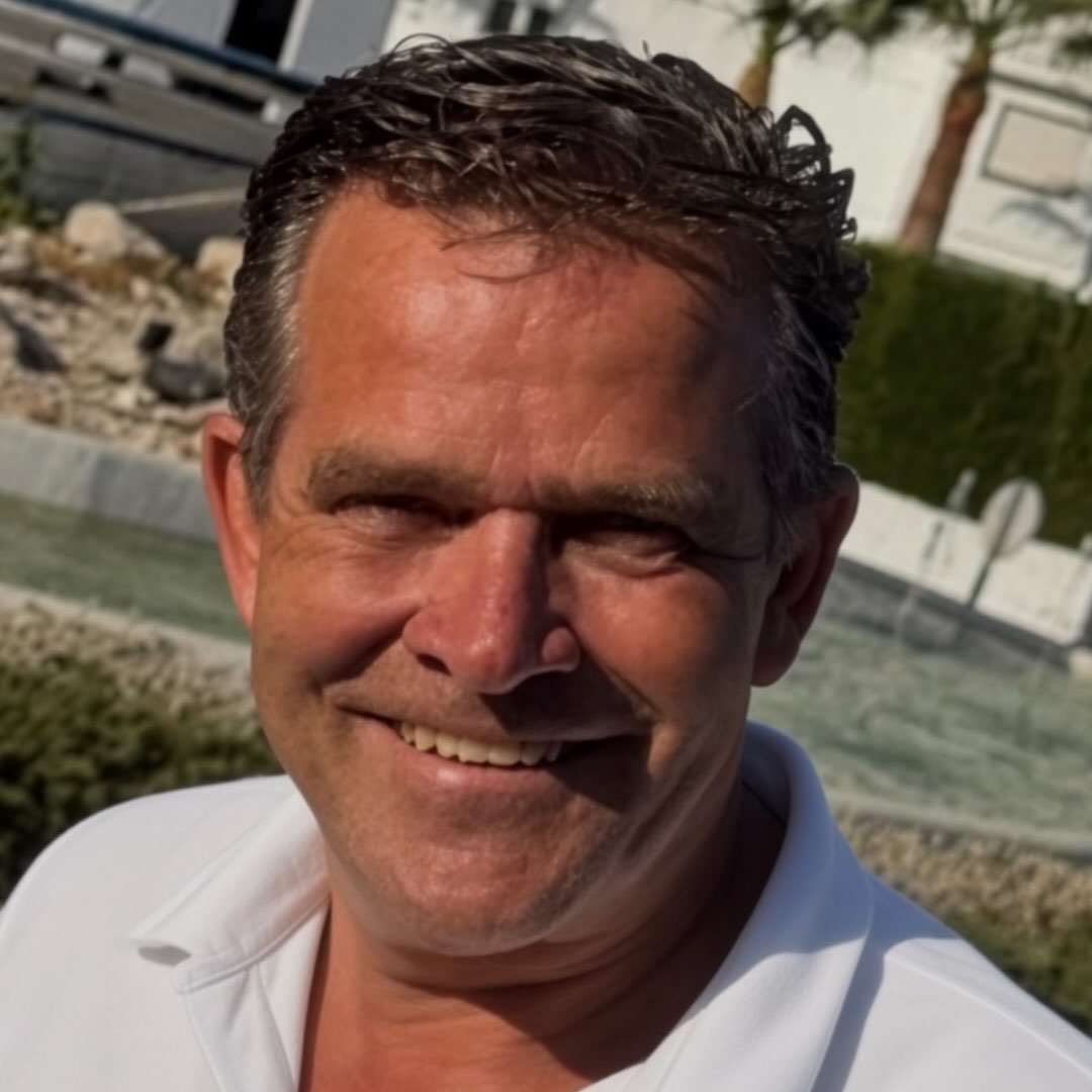 Leon Van Riel