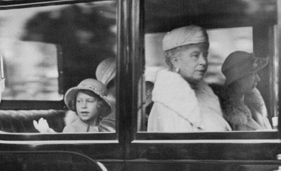 Time - In 1936, a year of seismic change for the British monarchy, a ...