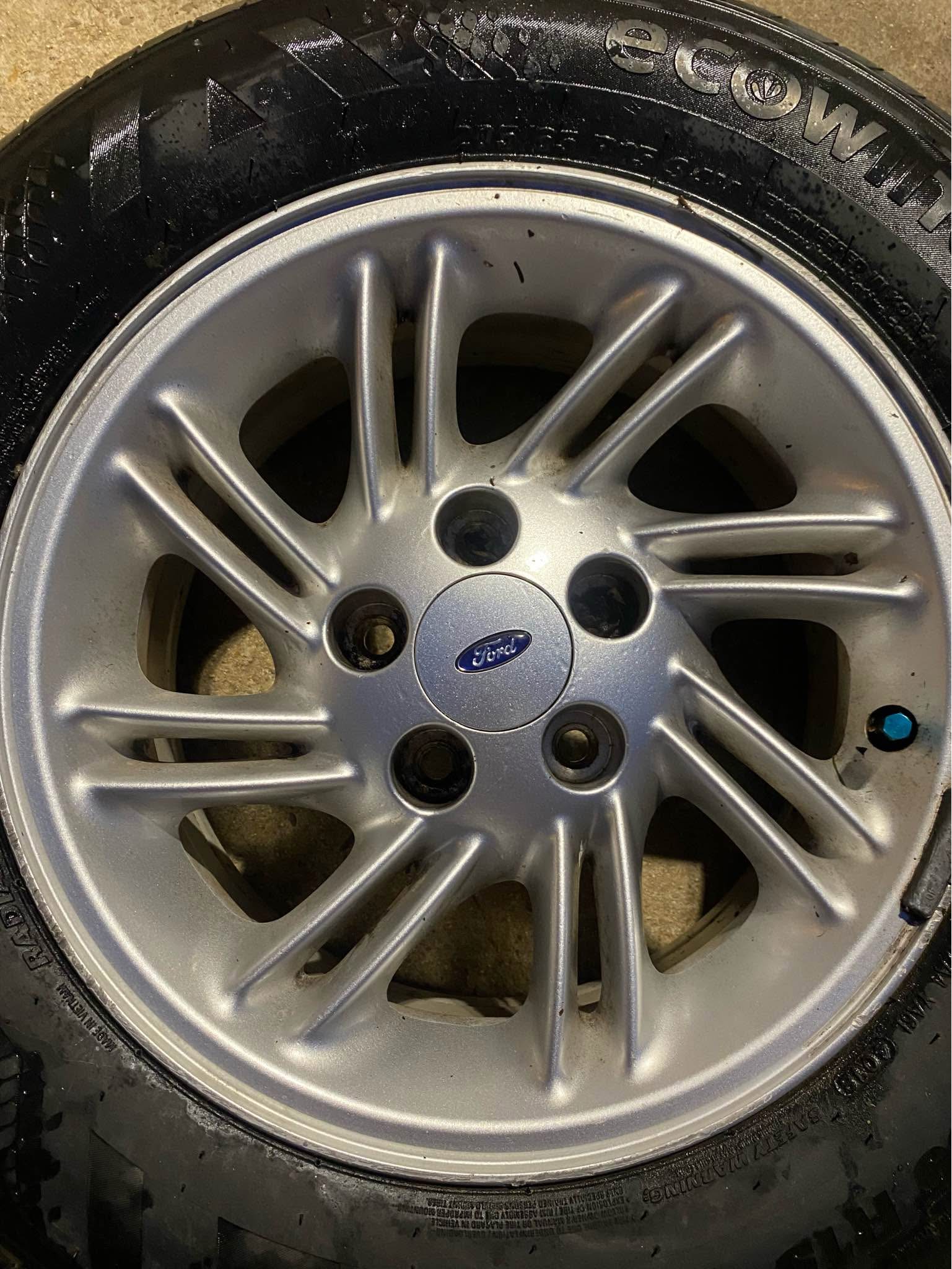 Ford falcon 1990s-2000s rims/tyres - Car Wheels, Tires & Parts ...