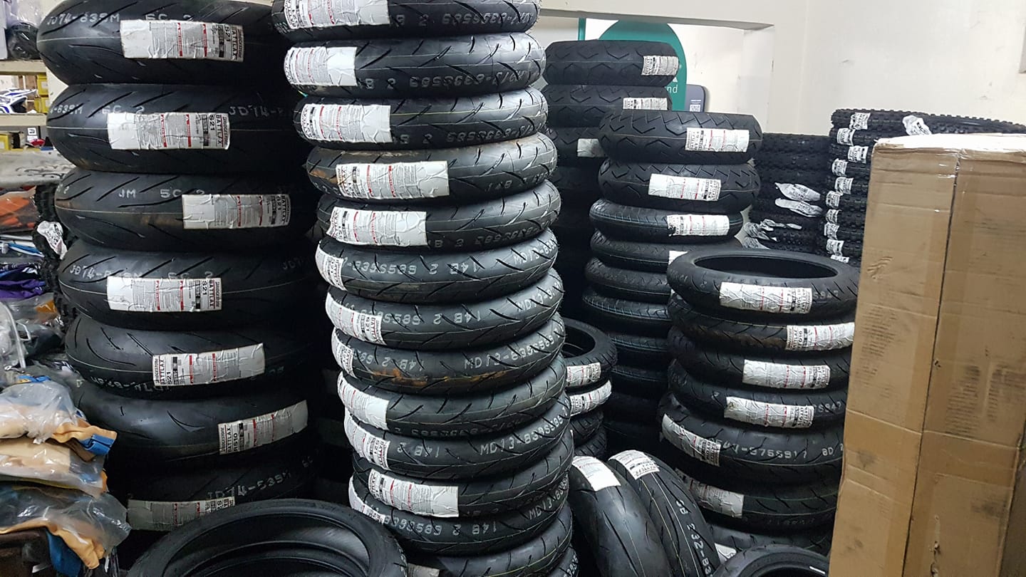 Battlax S23 tires for sale in Dasma Cavite