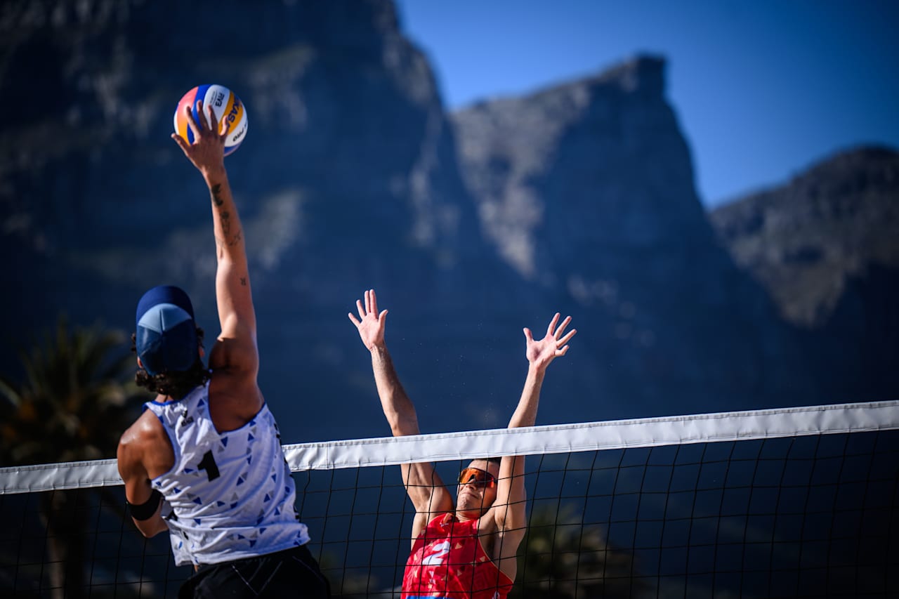 Beach Volleyball Hungary - Az utolsó vetődés a labda után. Sajnos ...