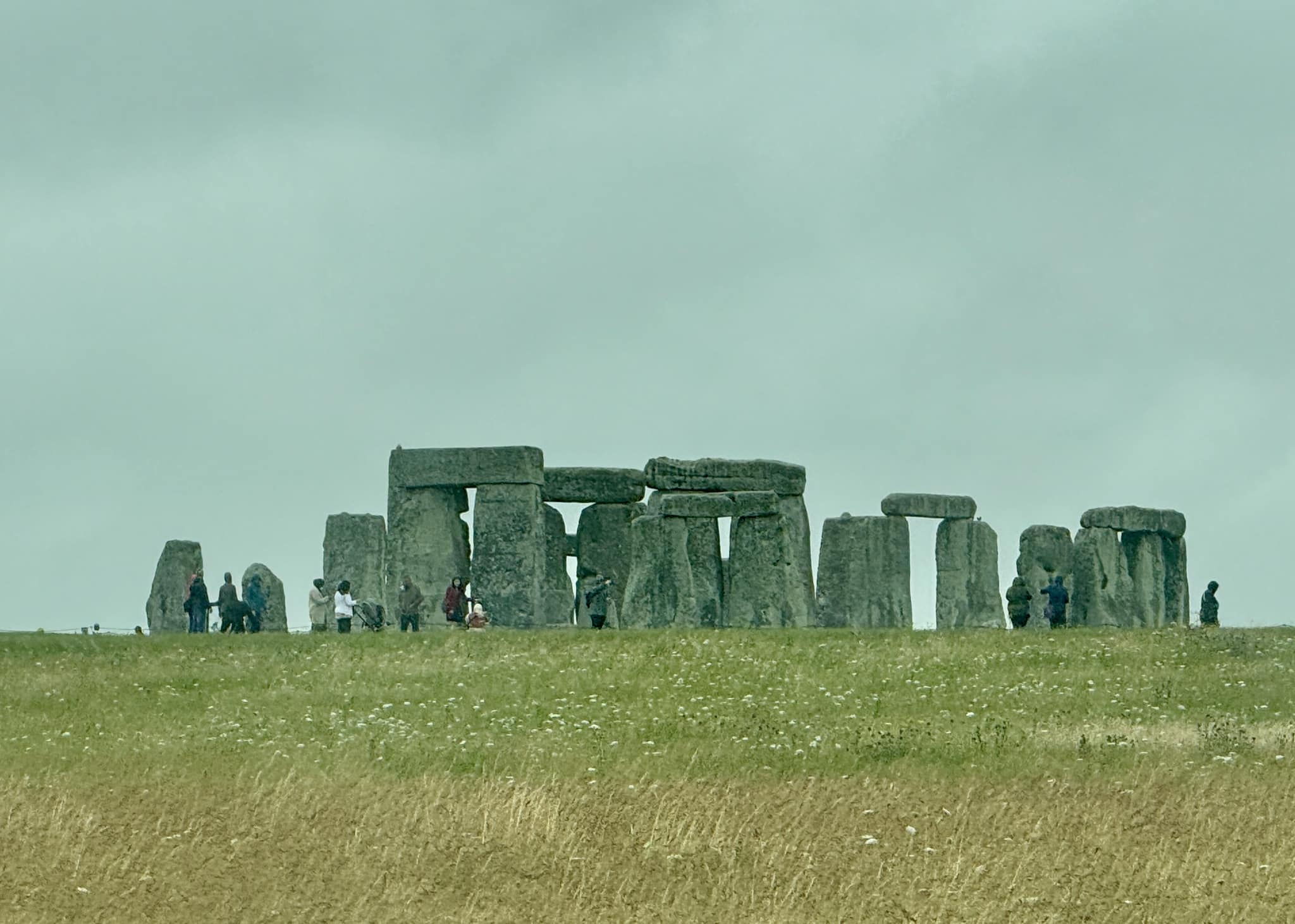 TELL YOUR FRIENDS!!! The Stonehenge II logo is just 👌