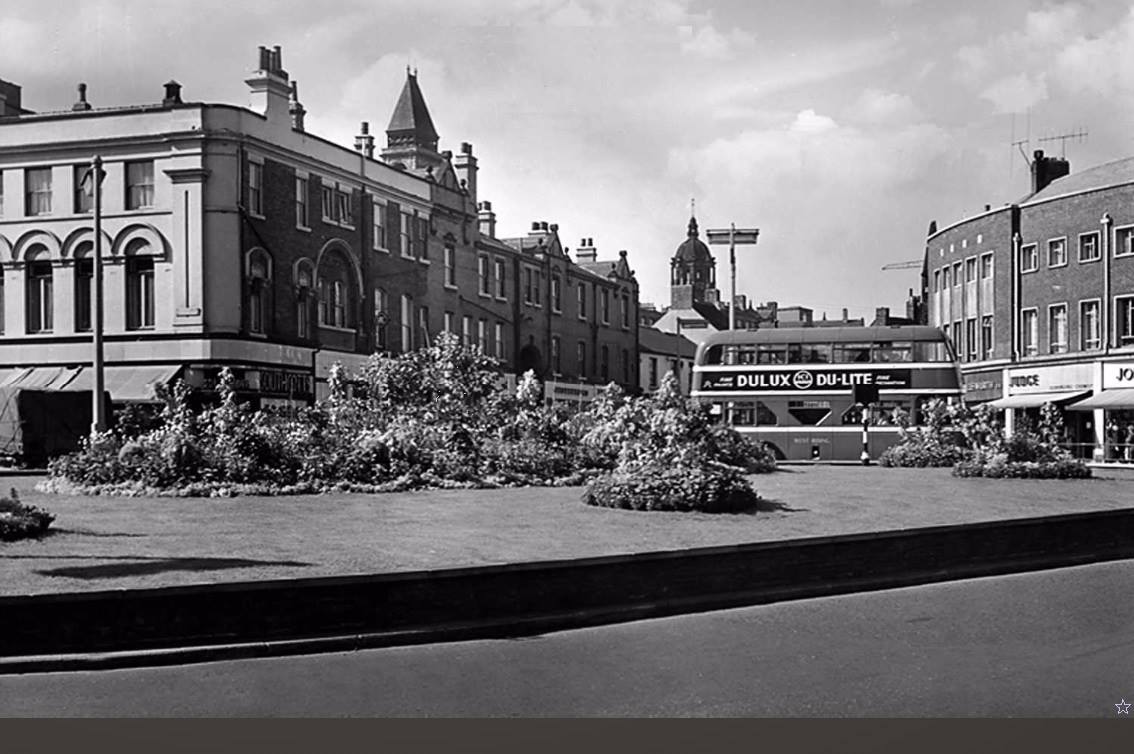 the-bull-ring-featuring-the-wakefield-now-then-facebook